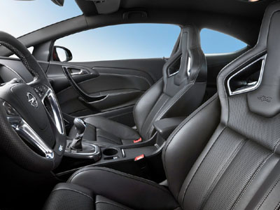 Καθίσματα προηγμένης τεχνολογίας στο νέο Opel Astra OPC